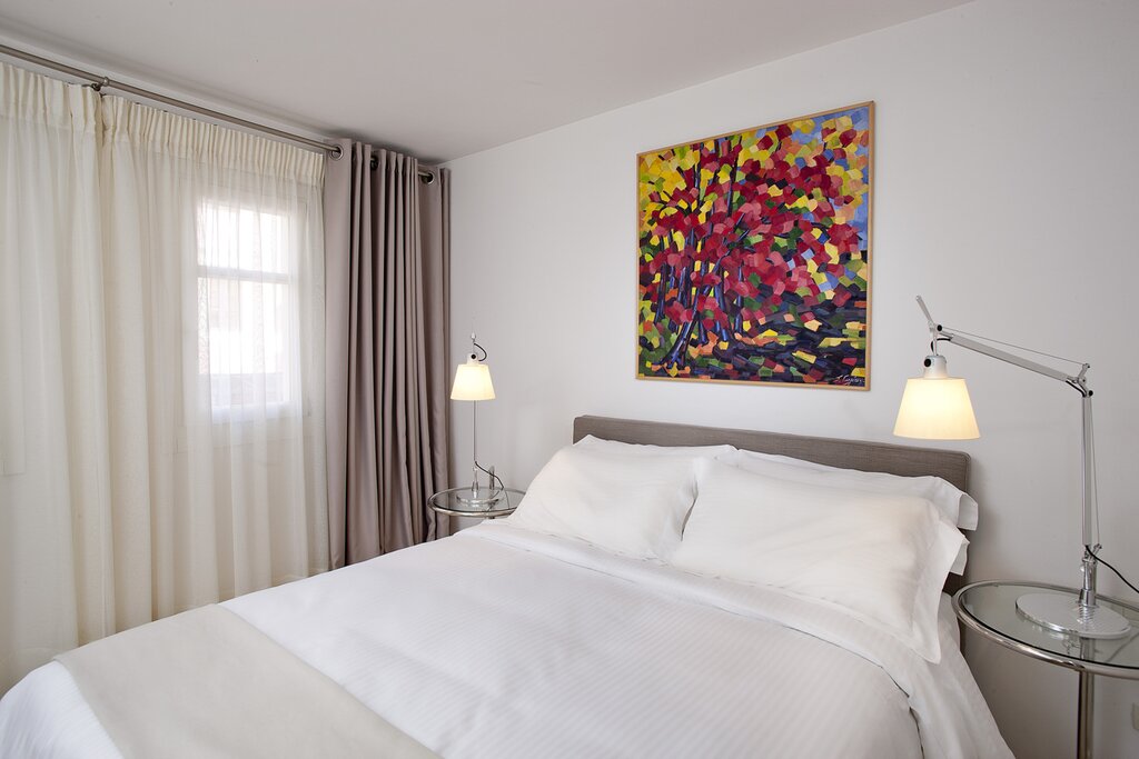 Hotel464
