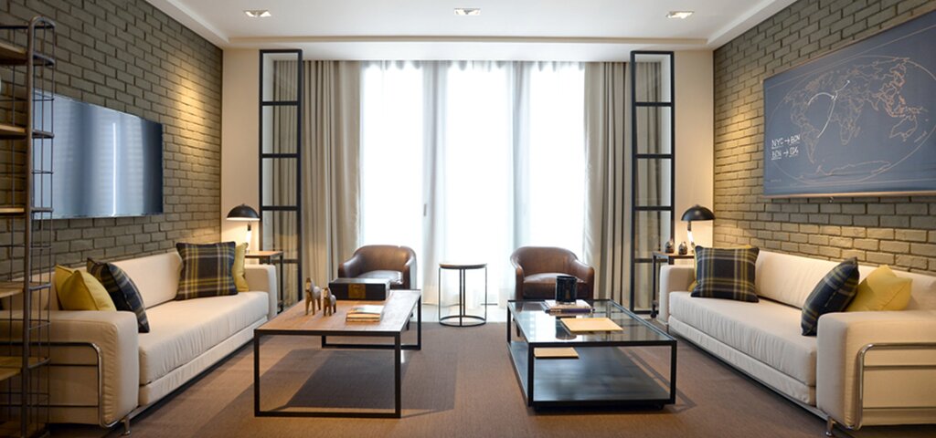 Hotel677