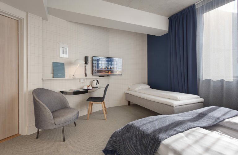 Hotel402