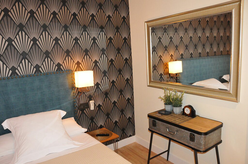 Hotel832