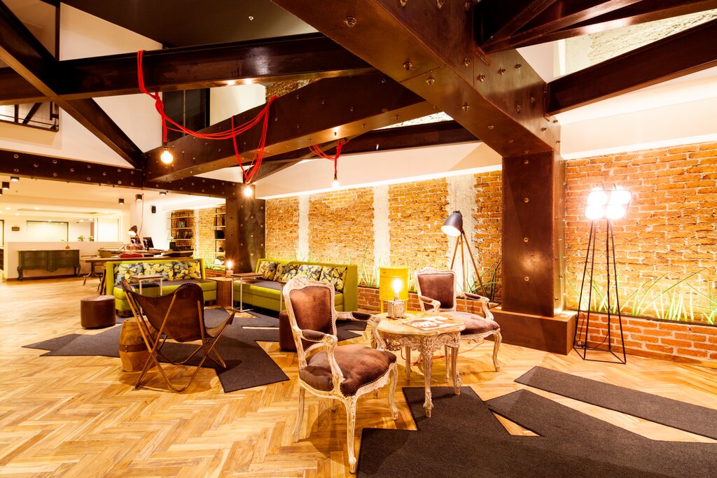 Hotel225