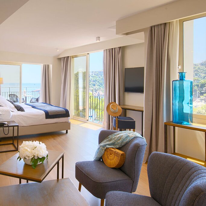 Hotel657