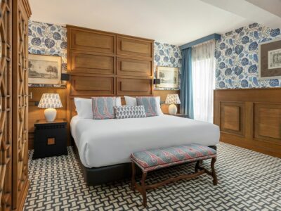 Hotel768