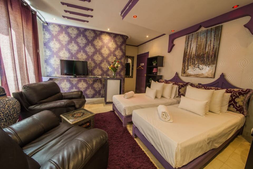 Hotel87