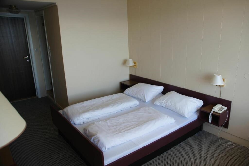 Hotel413