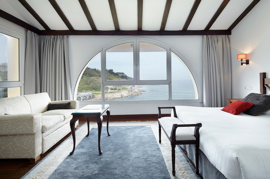 Hotel716