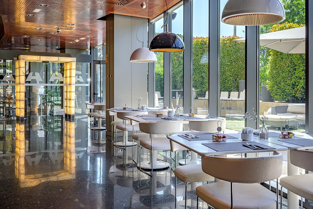 Hotel952