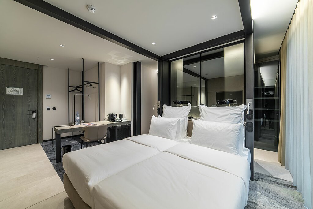 Hotel1138