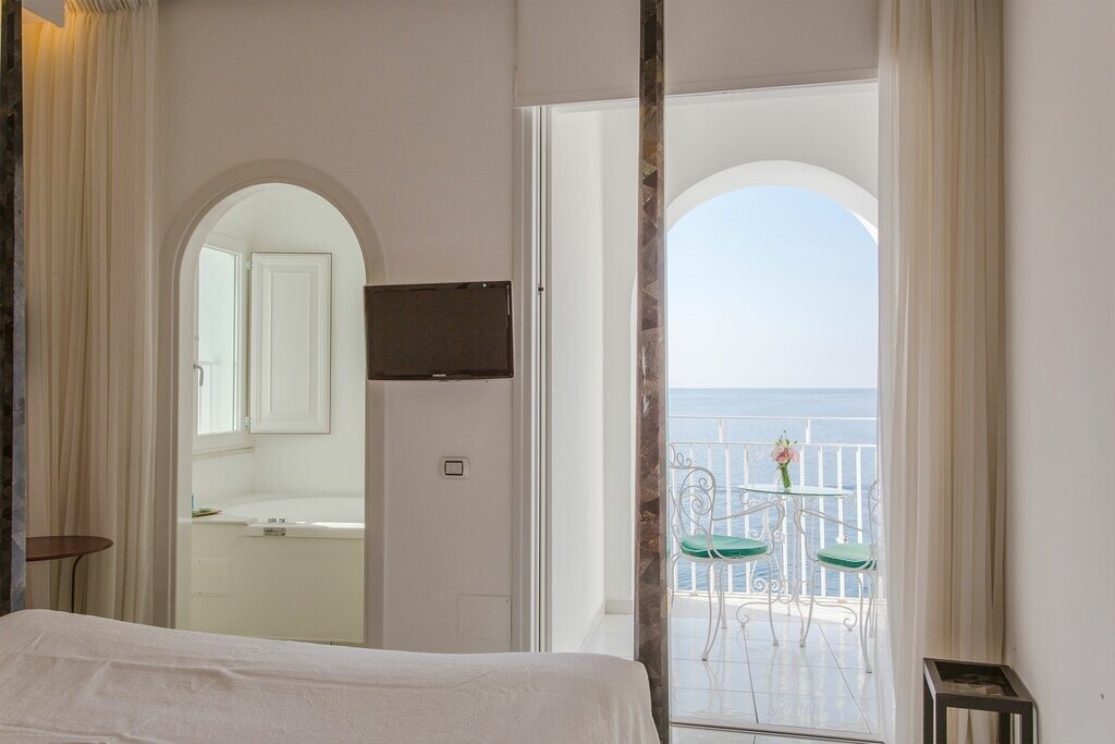 Hotel42