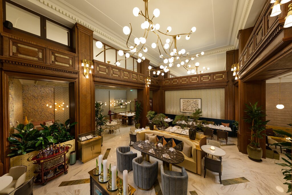 Hotel1350