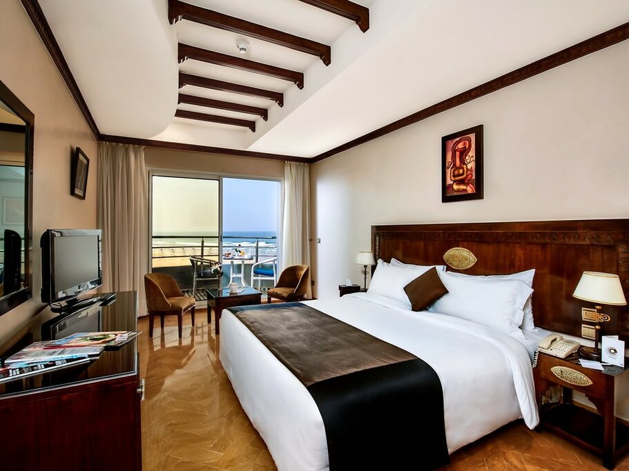 Hotel96