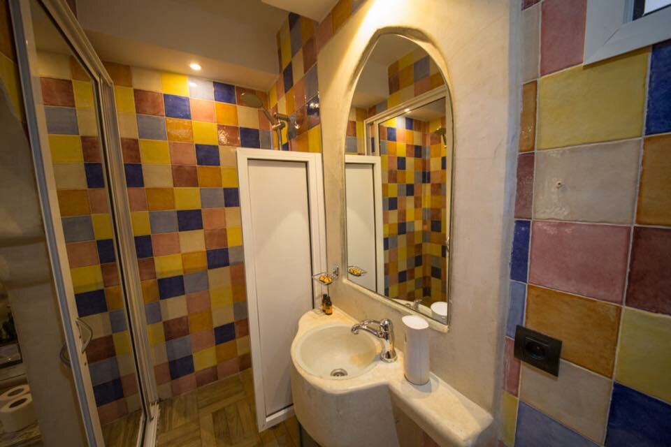 Hotel87