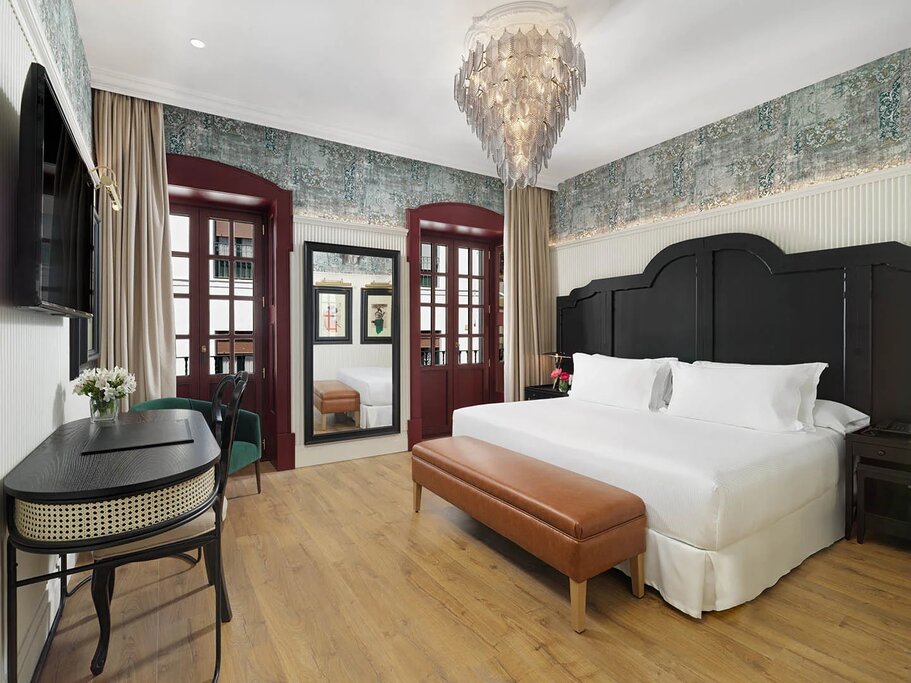 Hotel712