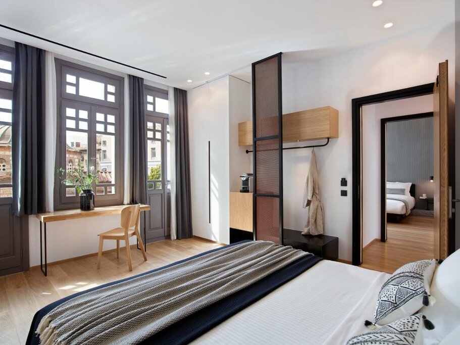 Hotel598