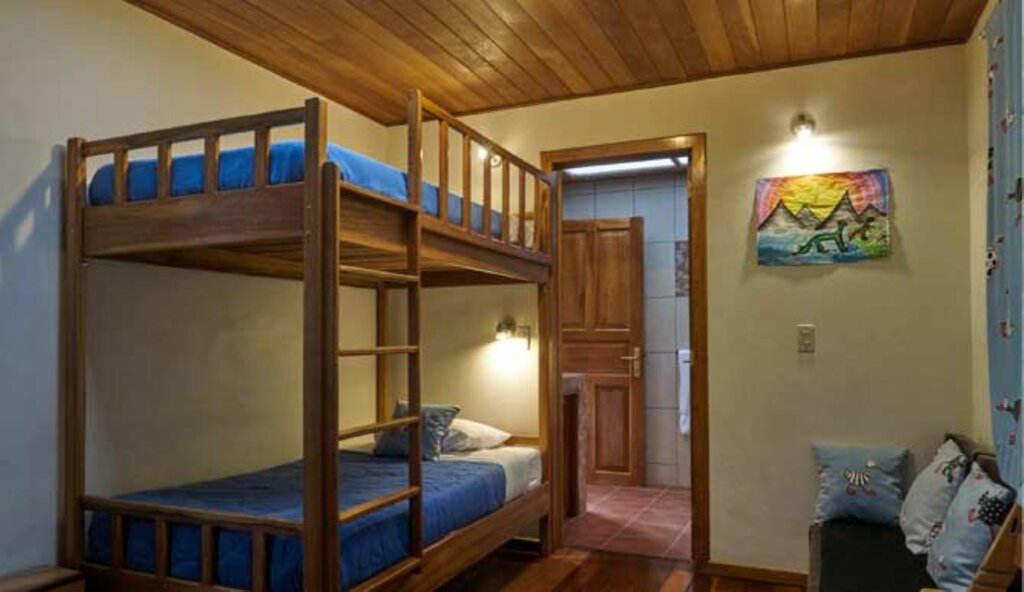 Hotel184