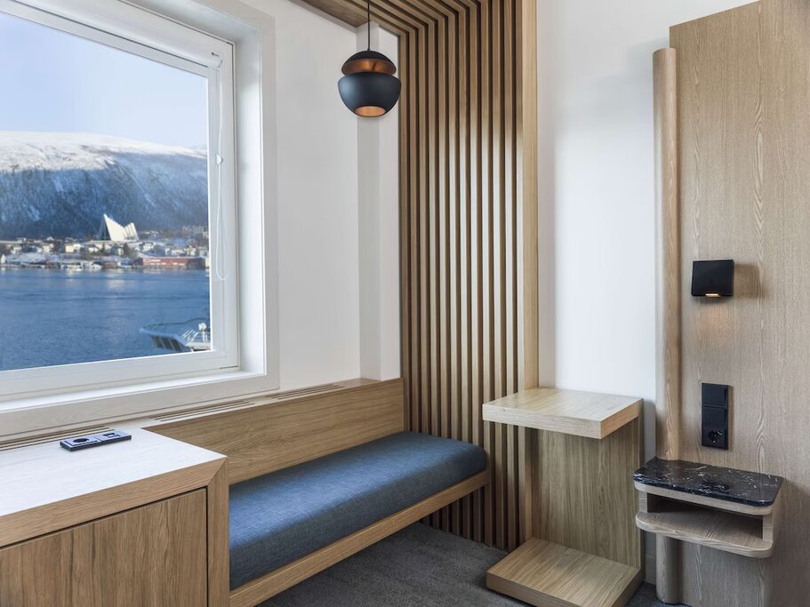 Hotel375