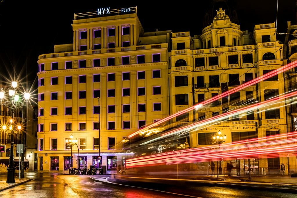 Hotel852