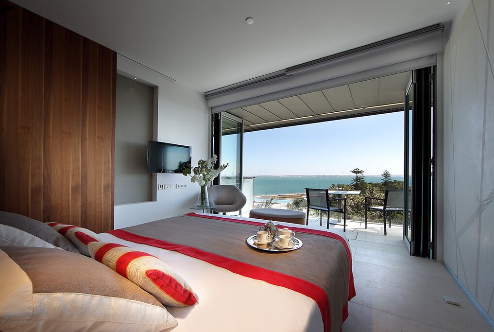 Hotel745