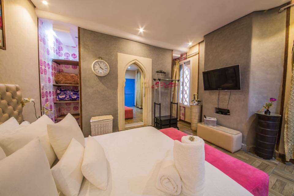 Hotel87