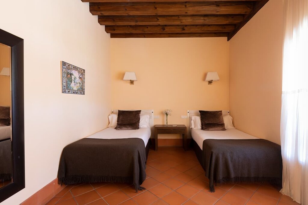 Hotel806