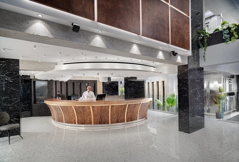 Hotel617