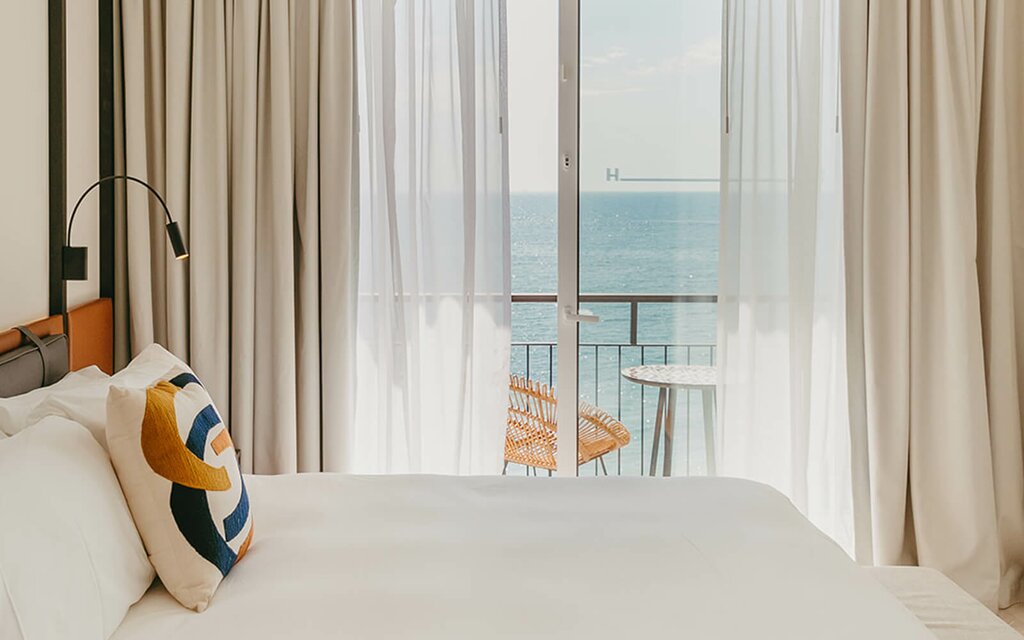 Hotel848