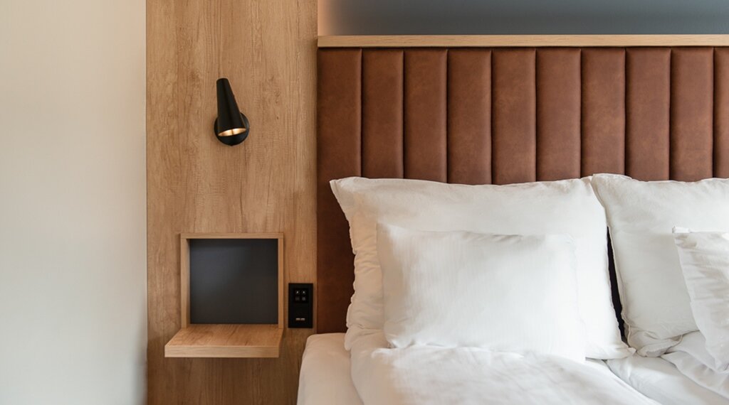 Hotel438