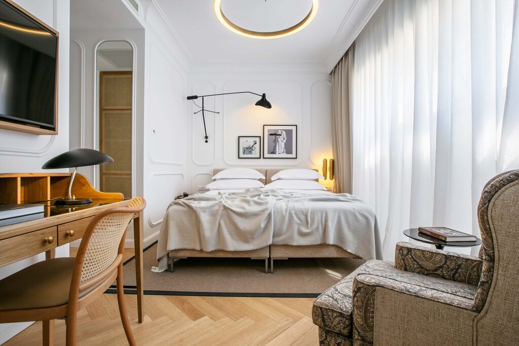 Hotel1326