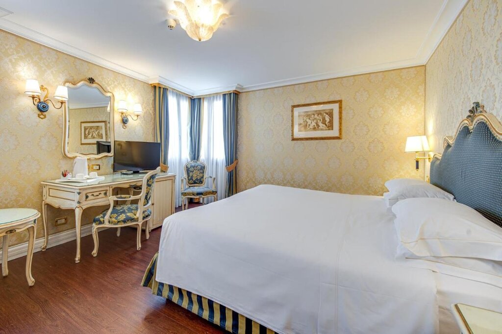 Hotel7
