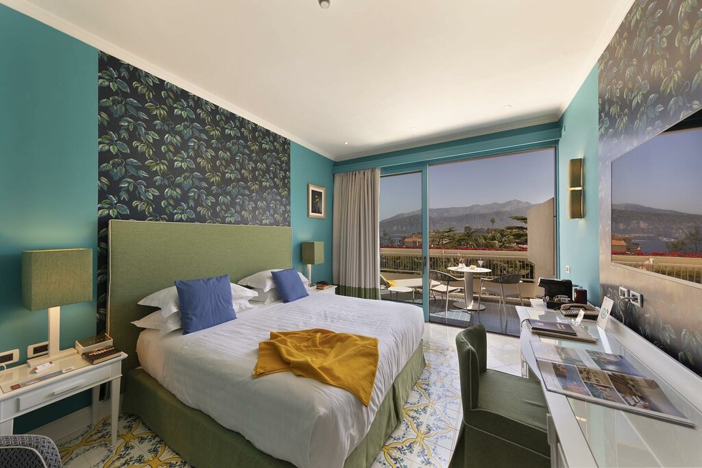 Hotel2