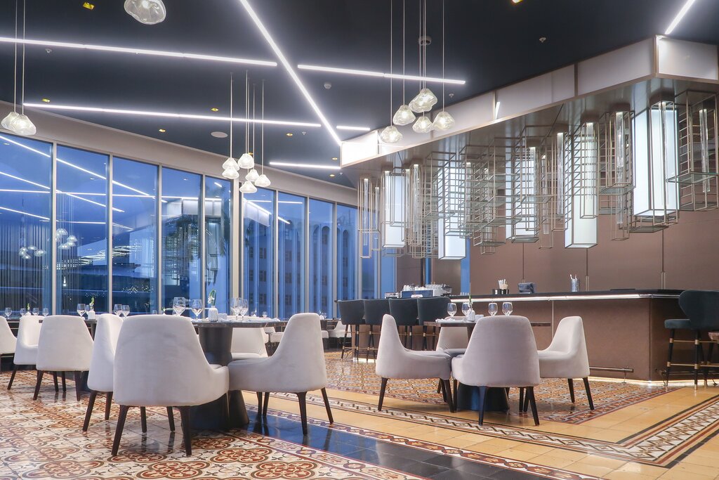 Hotel185