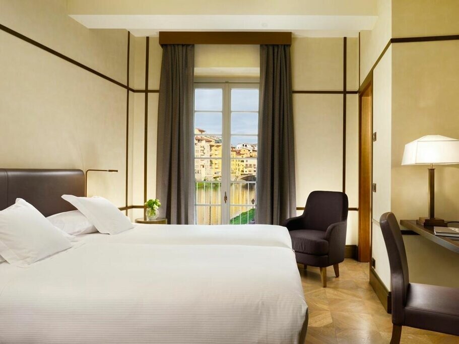 Hotel12