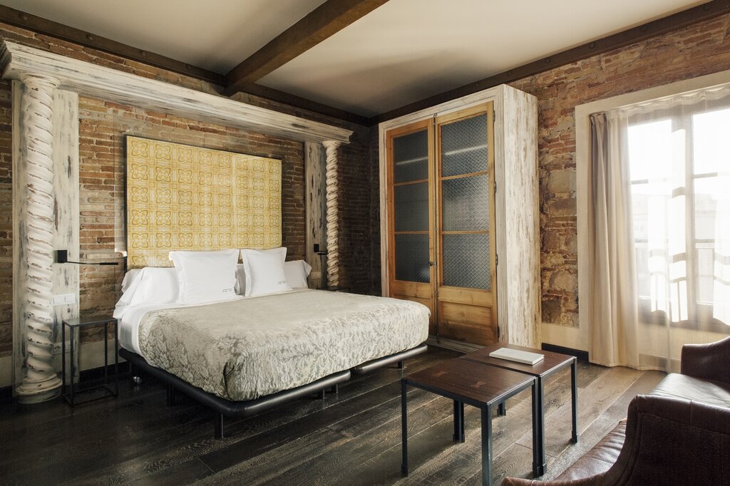 Hotel782