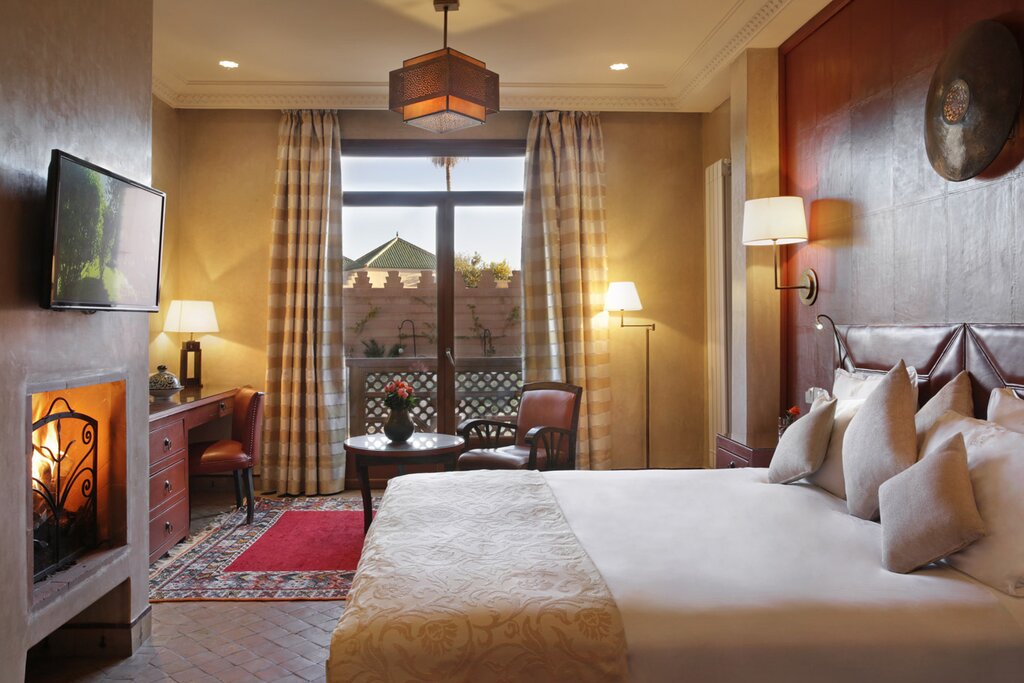 Hotel73