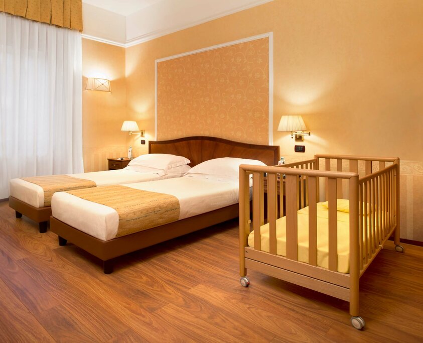 Hotel52