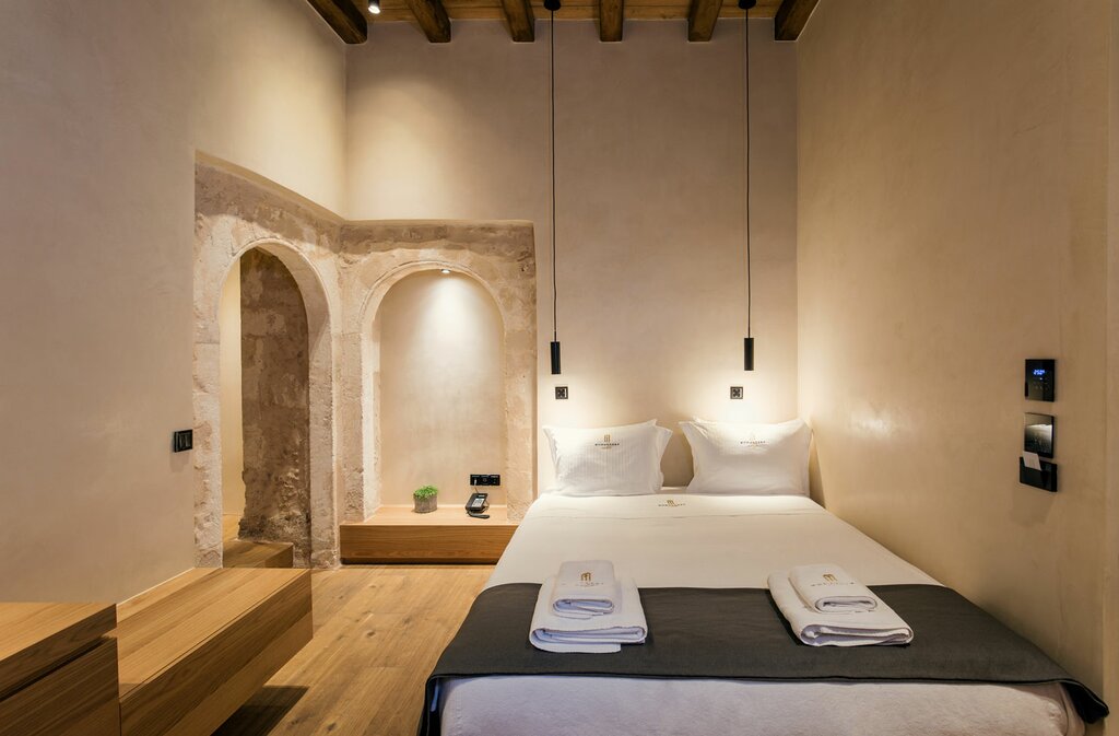 Hotel593