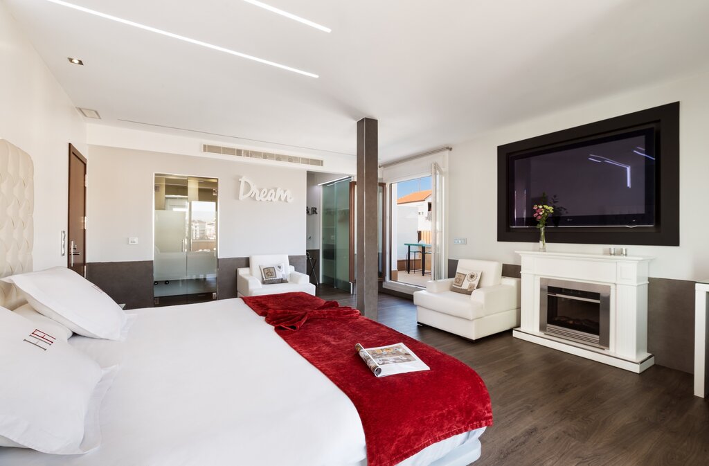 Hotel756