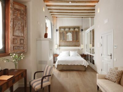 Hotel895