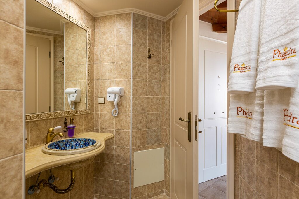 Hotel589