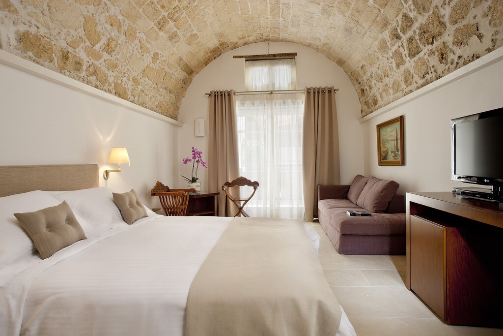 Hotel464