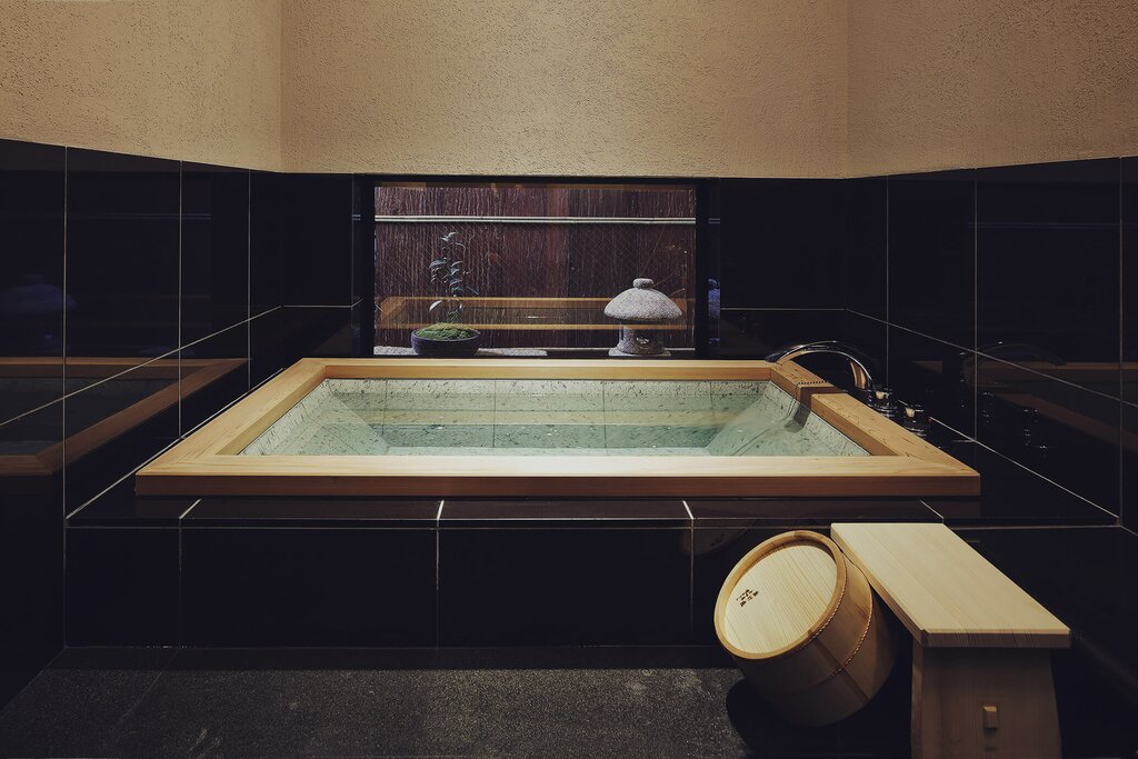 Hotel153