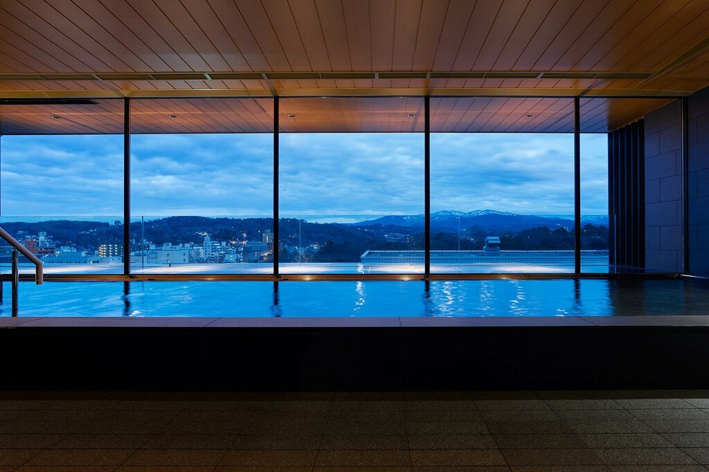 Hotel135