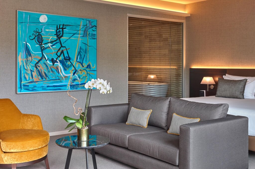 Hotel963