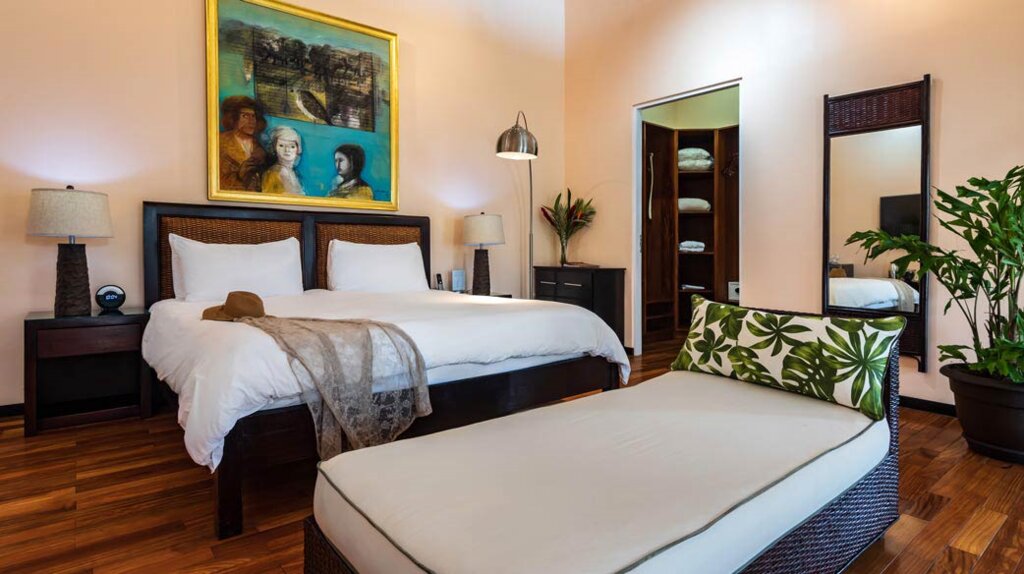 Hotel290