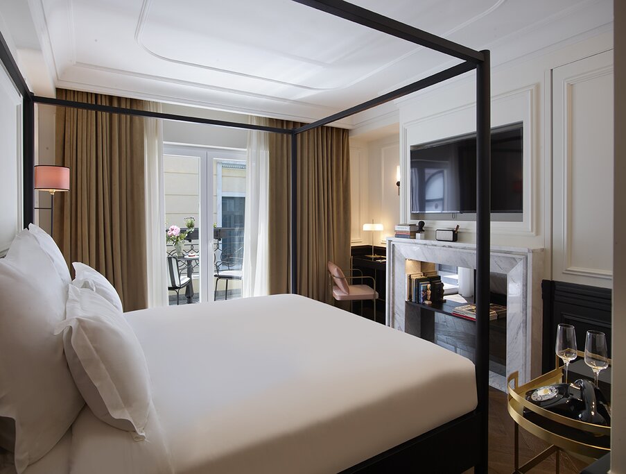Hotel596