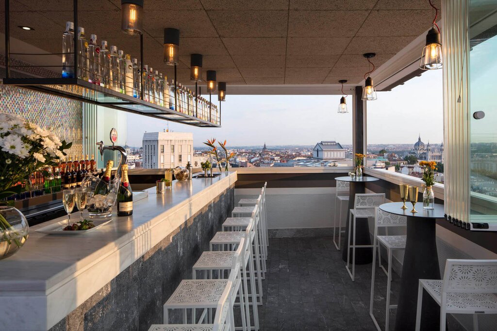Hotel751