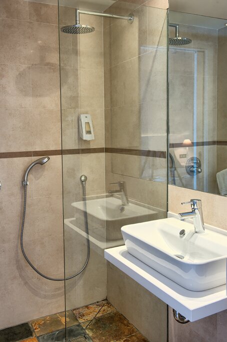 Hotel1103