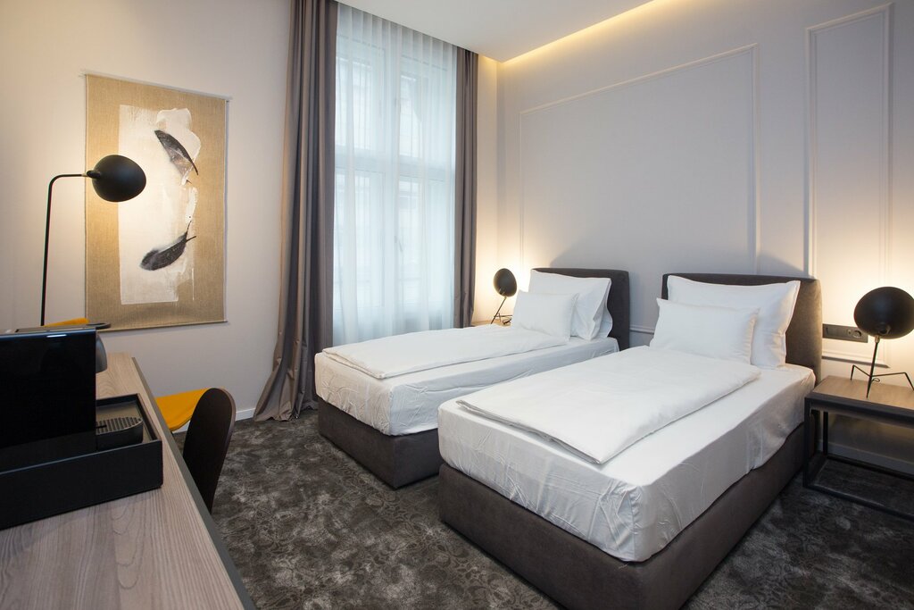 Hotel1347