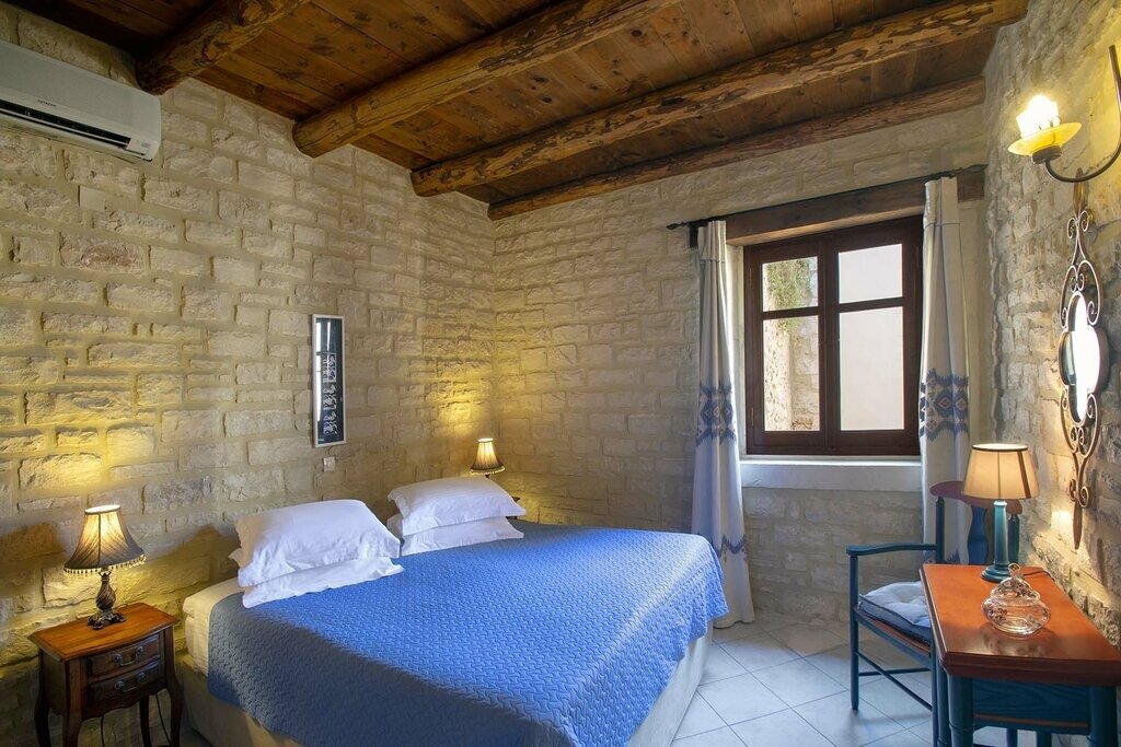 Hotel649