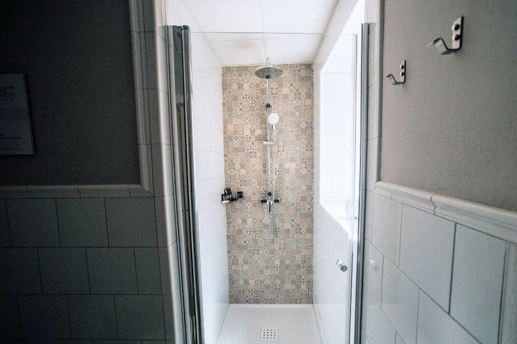 Hotel945